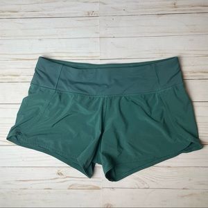 Lululemon Speed Up Mid-Rise Lined Short 4" in Aquatic Green (Size 8)